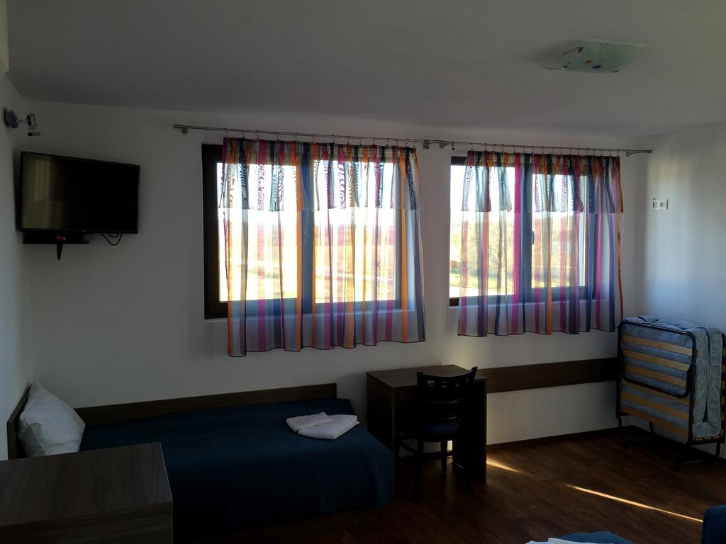 Guest House Hasiendata Pavel Banja Exteriér fotografie