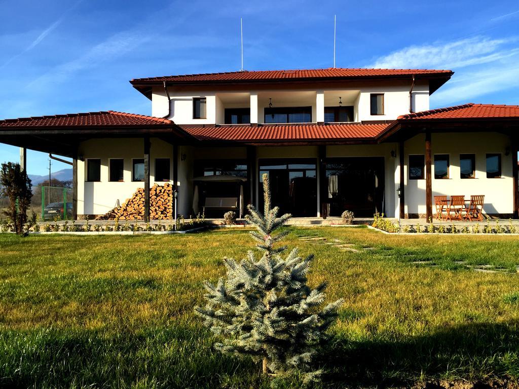 Guest House Hasiendata Pavel Banja Exteriér fotografie