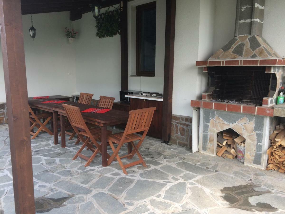 Guest House Hasiendata Pavel Banja Exteriér fotografie